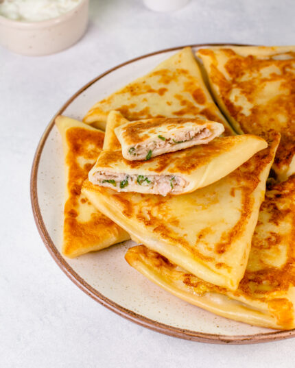 Crêpes triangulaire au poulet et champignons
